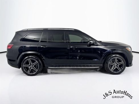 Used 2024 Mercedes-Benz GLS 450 4MATIC w/ Pinnacle Trim Package image 8