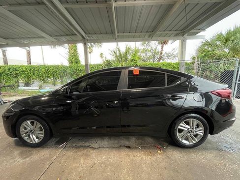 Used 2020 Hyundai Elantra SEL w/ Cargo Package (C1) FWD image 5