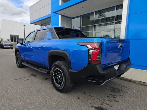 Used 2026 Chevrolet Silverado EV Trail Boss AWD/4WD image 5