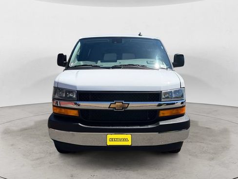Used 2025 Chevrolet Express 3500 LT w/ LT Preferred Equipment Group RWD image 8
