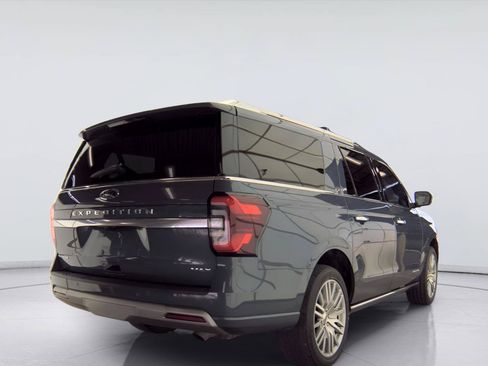 Used 2023 Ford Expedition Max Platinum RWD image 2