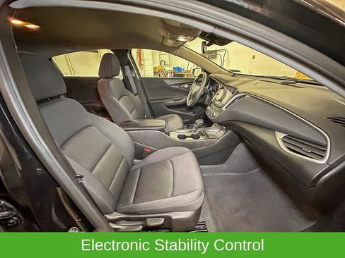 Used 2024 Chevrolet Malibu LT FWD image 7