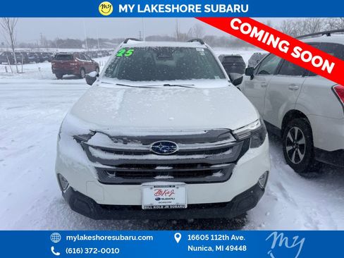 Certified 2025 Subaru Forester Premium image 2