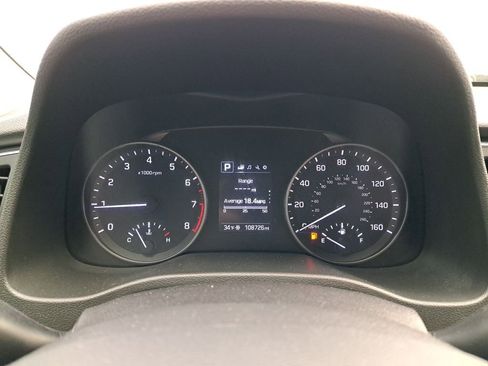 Used 2017 Hyundai Elantra Limited image 23