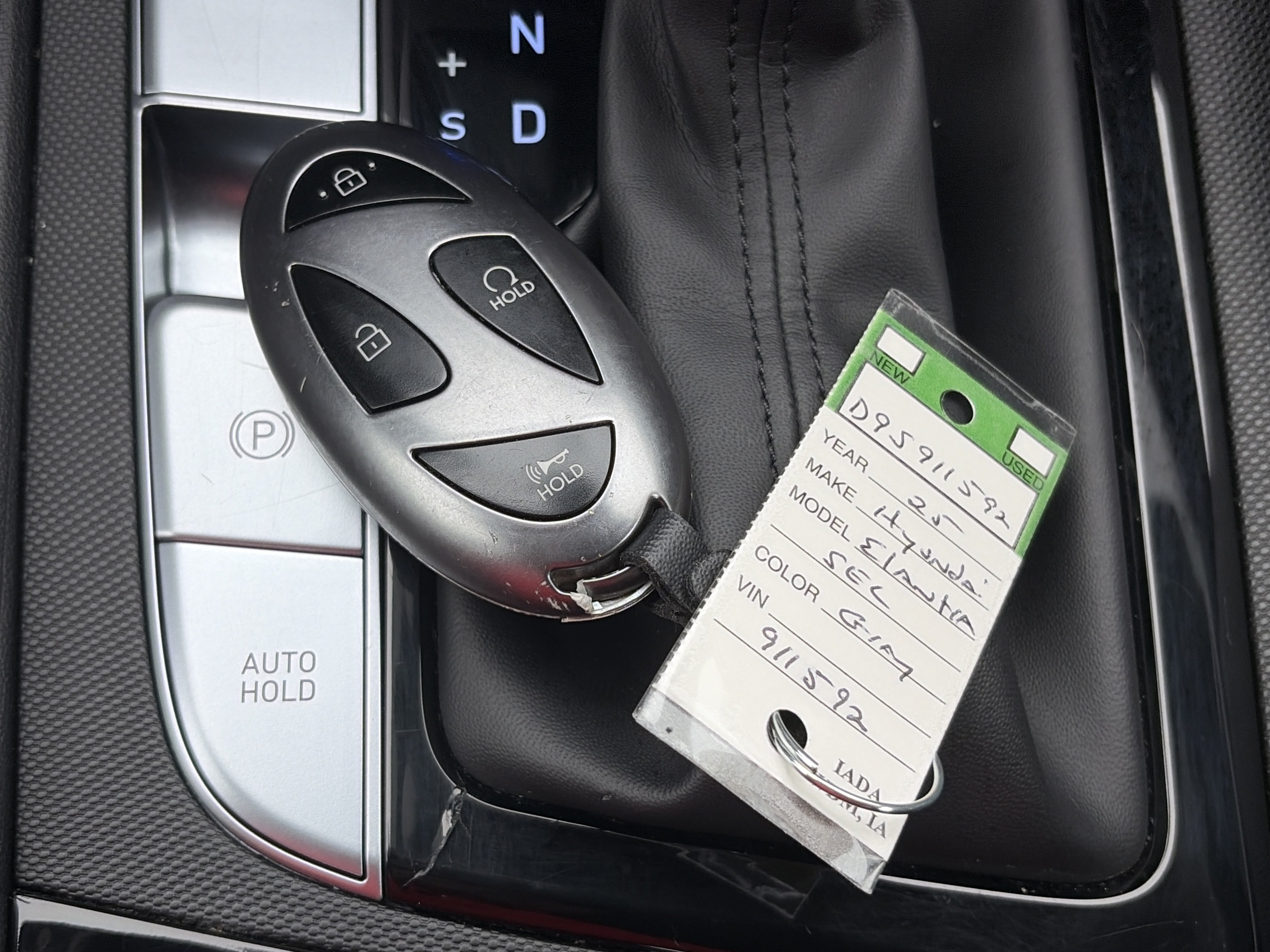 Used 2025 Hyundai Elantra SEL FWD image 34