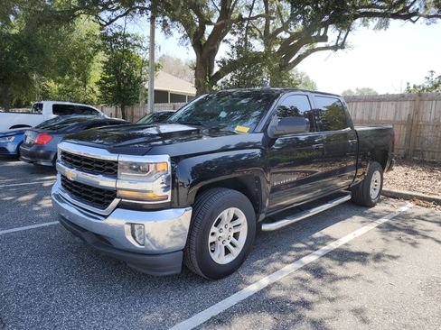 Used 2018 Chevrolet Silverado 1500 LT w/ All Star Edition RWD image 17