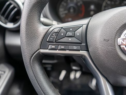 Used 2023 Nissan Kicks SV FWD image 18