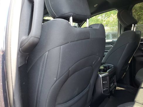 Used 2019 RAM 1500 Big Horn AWD/4WD image 14
