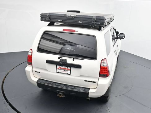 Used 2006 Toyota 4Runner SR5 AWD/4WD image 26