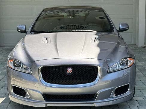 Used 2014 Jaguar XJ R LWB RWD image 26