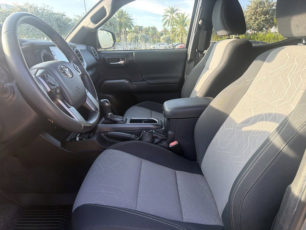 Used 2023 Toyota Tacoma TRD Sport w/ Advanced Technology Package AWD/4WD image 11