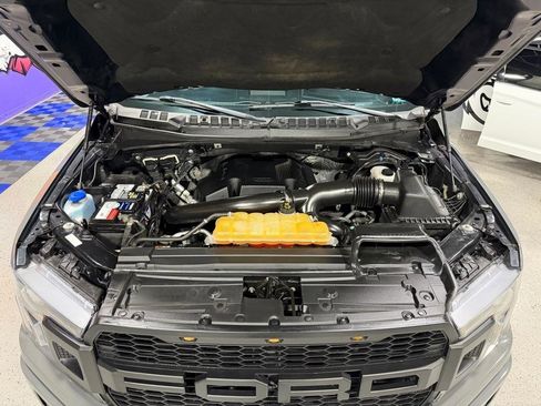 Used 2018 Ford F150 XLT w/ Equipment Group 302A Luxury image 11