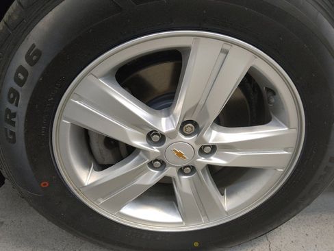 Used 2018 Chevrolet Trax LT w/ LT Convenience Package FWD image 31
