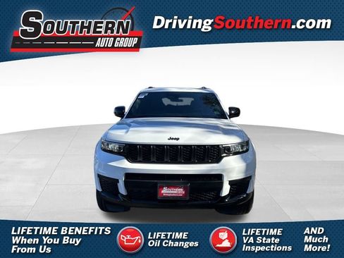 New 2025 Jeep Grand Cherokee L Altitude image 1