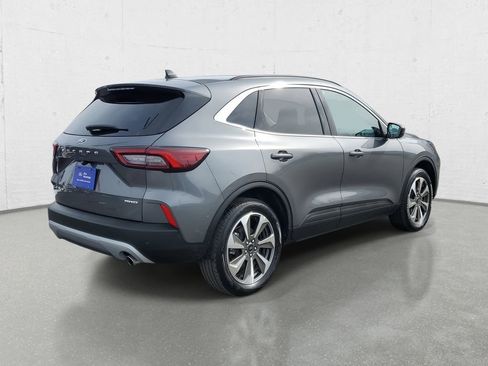 Certified 2025 Ford Escape Platinum AWD/4WD image 7