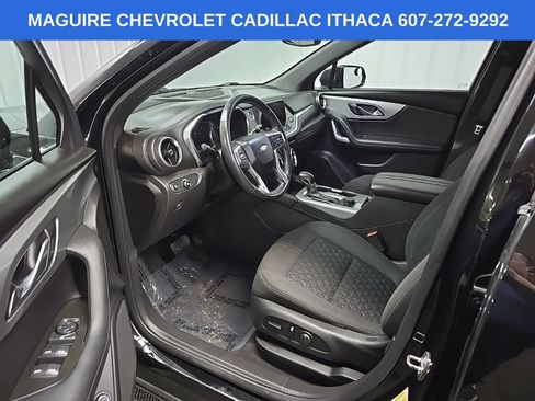 Used 2020 Chevrolet Blazer LT AWD/4WD image 28