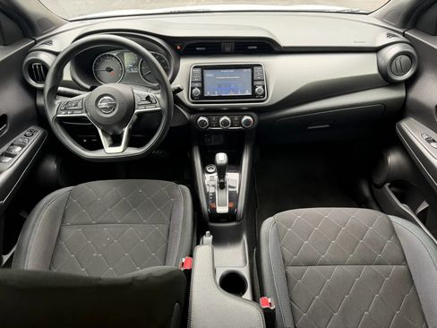 Used 2019 Nissan Kicks S FWD image 12