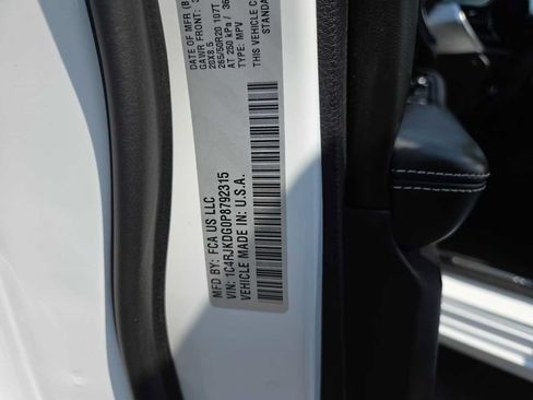 Used 2023 Jeep Grand Cherokee L Overland w/ Rear Seat Video Group I AWD/4WD image 29