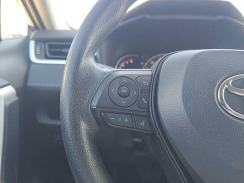 Used 2025 Toyota RAV4 LE FWD image 31