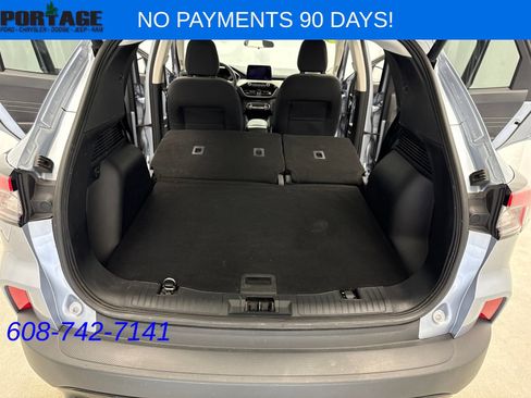 Used 2022 Ford Escape SE w/ SE Sport Appearance Package AWD/4WD image 36