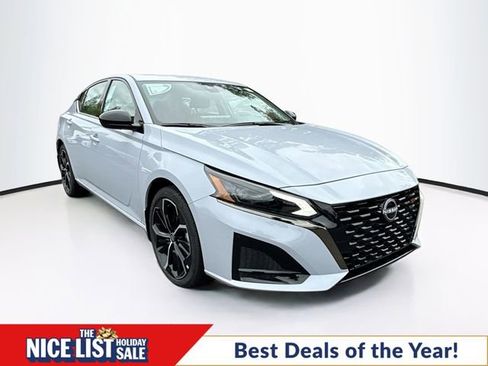 New 2025 Nissan Altima 2.5 SR w/ SR Premium Package image 1