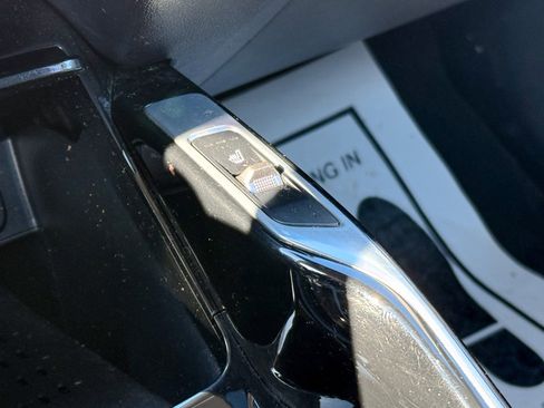 Certified 2022 Kia Sorento SX image 22