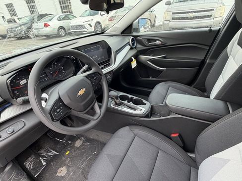 New 2026 Chevrolet Trax LS w/ LS Convenience Package image 8