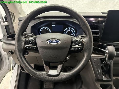 Used 2023 Ford Transit 350 XLT RWD image 4