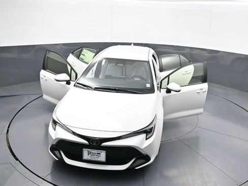 New 2025 Toyota Corolla SE image 45