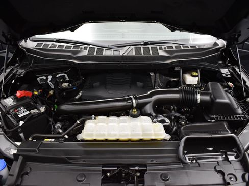 Used 2022 Ford F150 XLT image 41