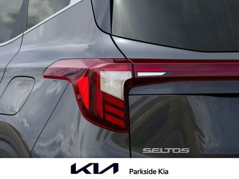 New 2026 Kia Seltos EX FWD image 11