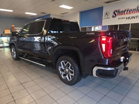 Used 2023 GMC Sierra 1500 SLT w/ SLT Premium Plus Package AWD/4WD image 6