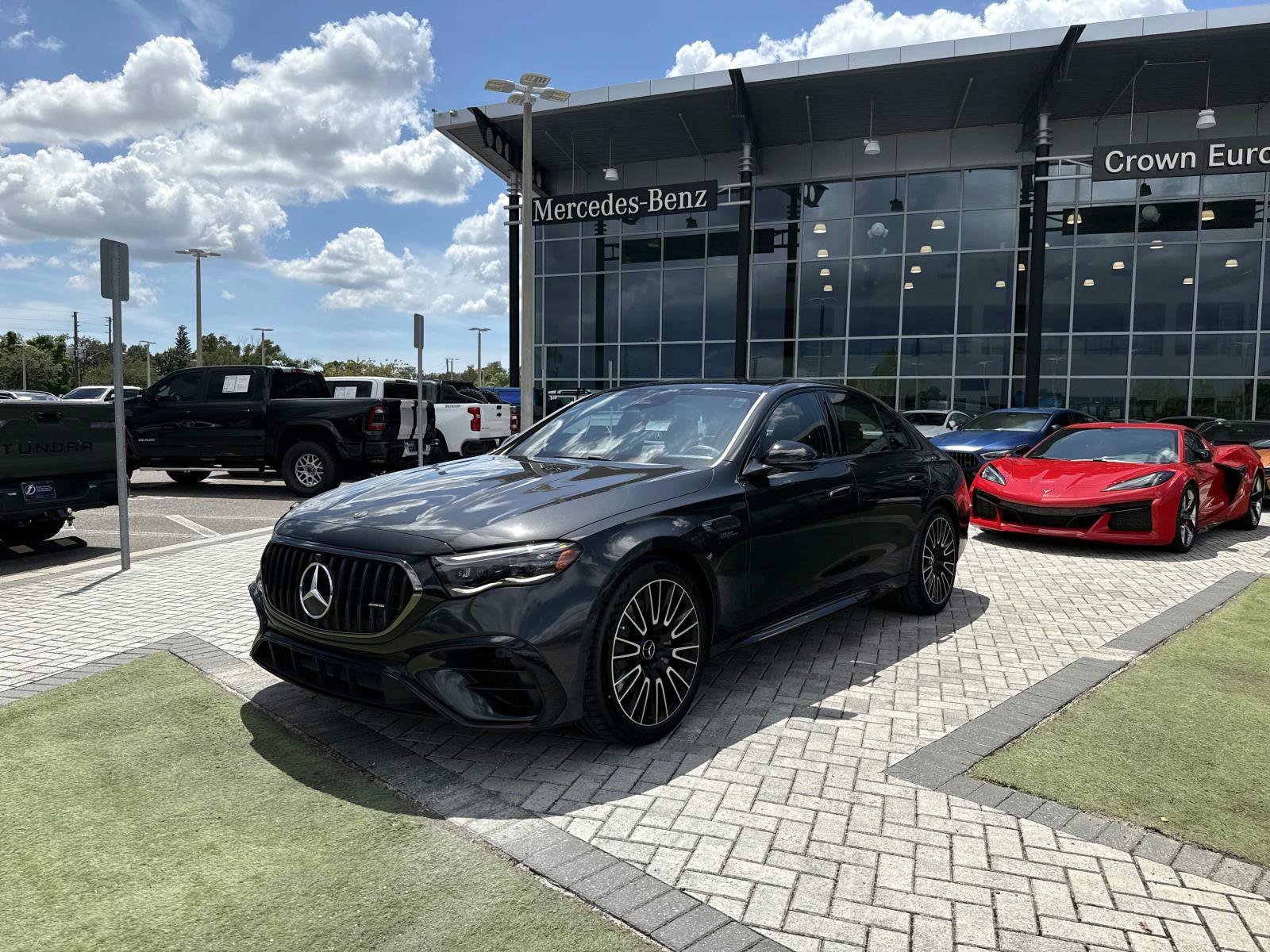 New 2027 Mercedes-Benz E 53 AMG e 4MATIC Sedan image 2