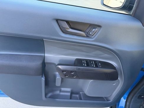 Used 2025 Ford Maverick XL image 18