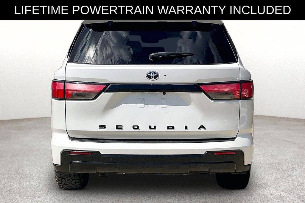 Used 2023 Toyota Sequoia Platinum AWD/4WD image 5