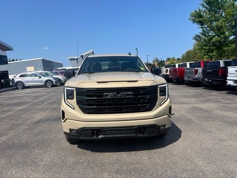 Used 2022 GMC Sierra 1500 Elevation AWD/4WD image 3