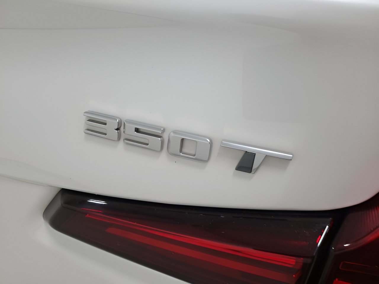 Used 2023 Cadillac XT4 Premium Luxury AWD/4WD image 8