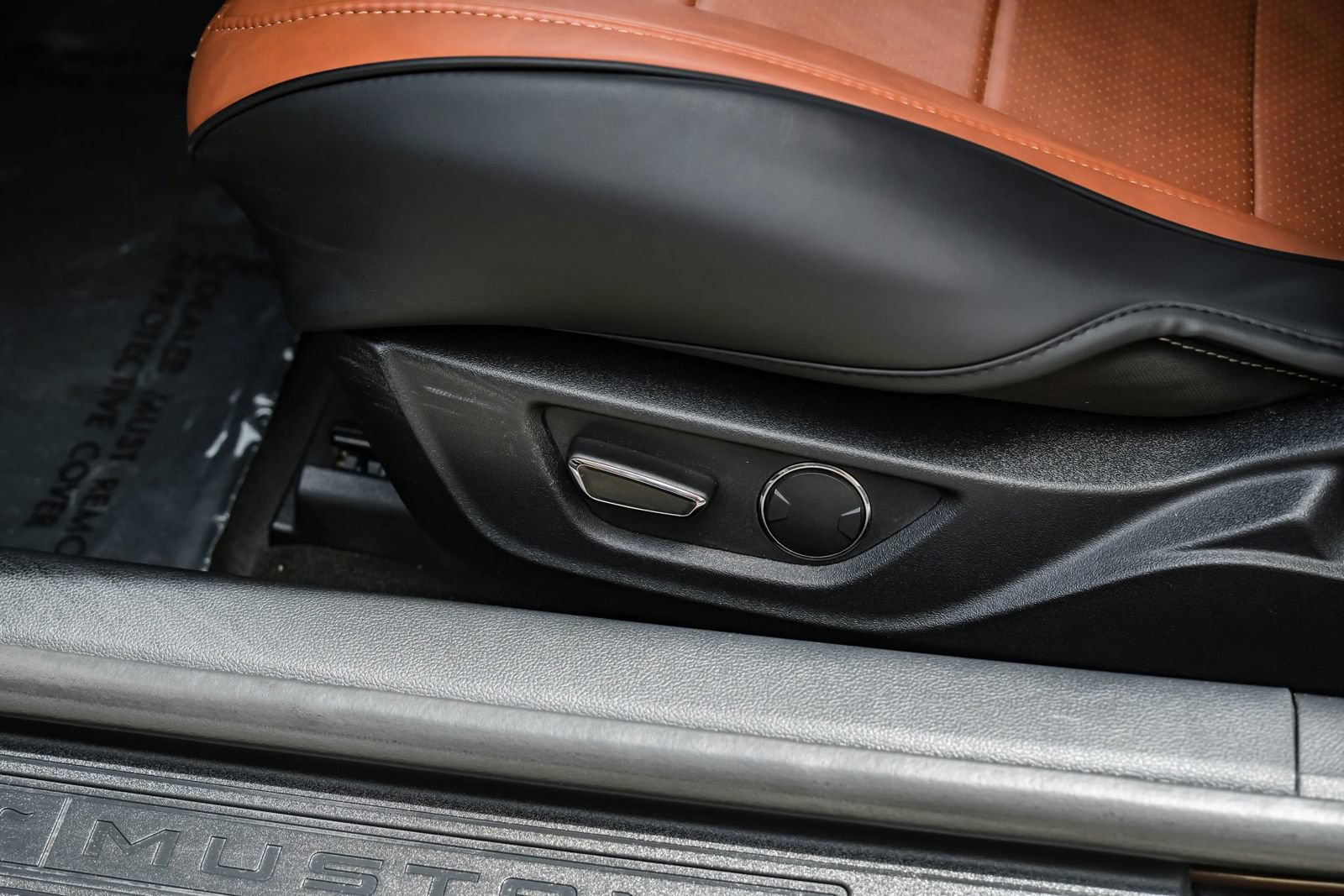 Used 2018 Ford Mustang GT RWD image 29