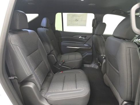 New 2026 Chevrolet Traverse LT image 24