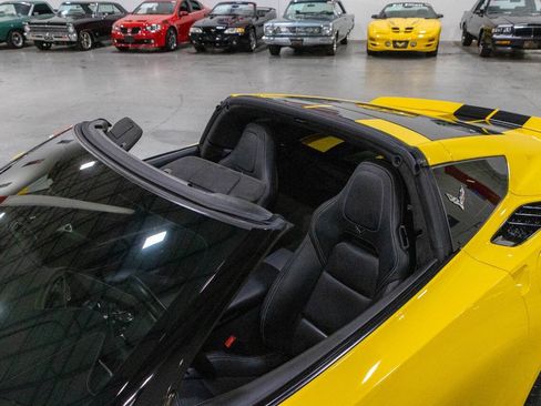 Used 2015 Chevrolet Corvette Stingray Coupe w/ 3LT Preferred Equipment Group RWD image 18