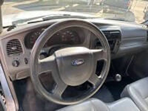 Used 2004 Ford Ranger XL RWD image 3