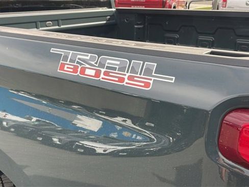New 2026 Chevrolet Silverado 1500 Custom Trail Boss w/ LPO, Dark Essentials Package image 31