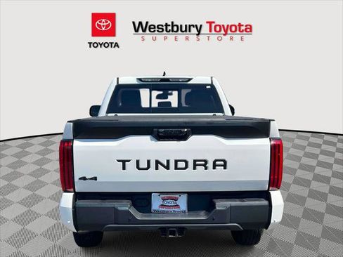 Certified 2022 Toyota Tundra SR5 w/ SR5 Premium Package AWD/4WD image 8