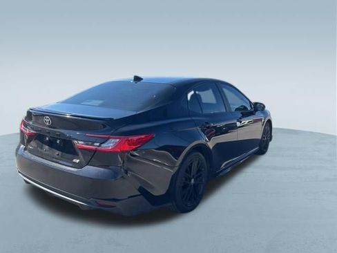 Used 2025 Toyota Camry SE w/ Multimedia Upgrade Package image 8