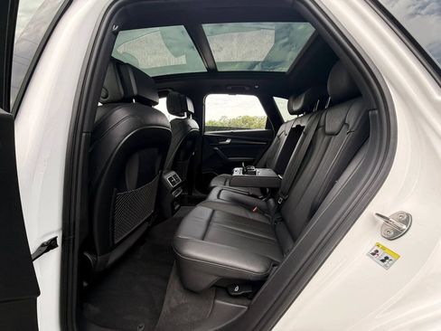 Used 2018 Audi SQ5 Prestige AWD/4WD image 40