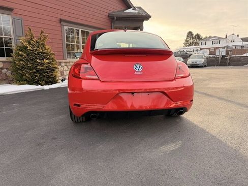 Used 2014 Volkswagen Beetle R-Line image 5