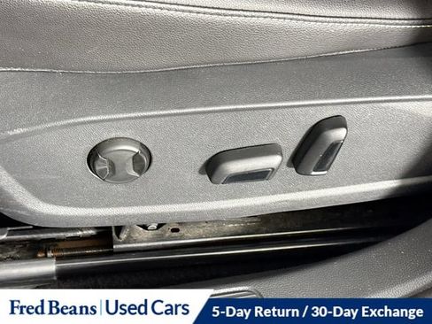 Used 2024 Volkswagen Jetta SE FWD image 39