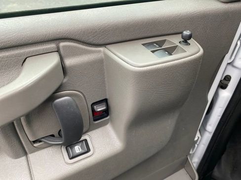 Certified 2024 GMC Savana 2500 Extended image 14