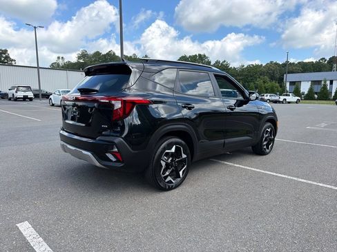 Certified 2025 Kia Seltos S AWD/4WD image 5