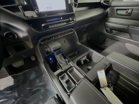 Used 2025 Toyota Tundra SR image 25